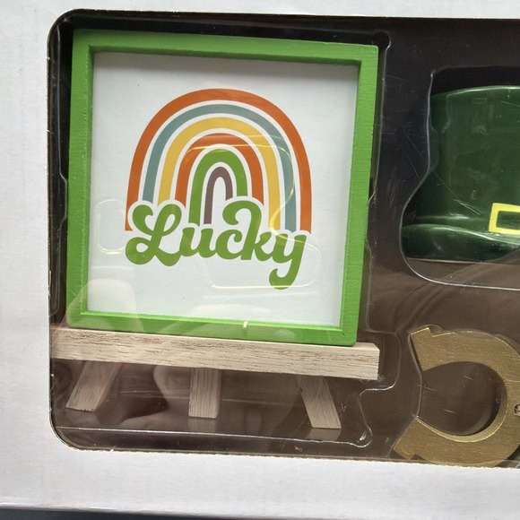 Aldi Kirkton 2024 St Patricks Day Tier Tray Objects Bead Pot O Gold Shamrock NEW - Picture 2 of 6